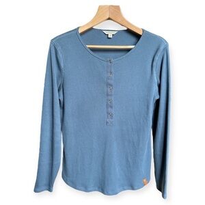 Frye and Co. Women’s Country Blue Ribbed Henley Long Sleeve, Medium
